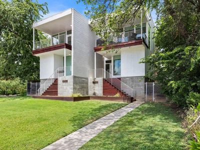 2016 Jesse E Segovia St Unit B