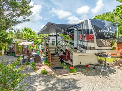 344 Choestoe Falls Cir