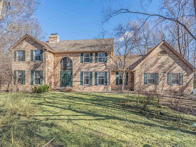 Property at 25925 N Farm View Cir, Lake Barrington, IL