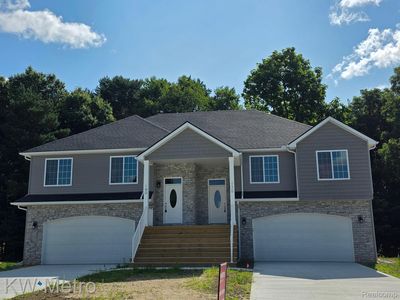 320 Whispering Pines Dr #21