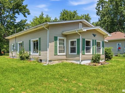 Property at 801 Highland St, Benton, IL