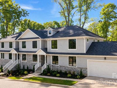 4300 Tangle Dr