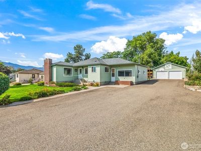 225 SE 1st Street