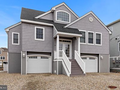 51 Barry Ln