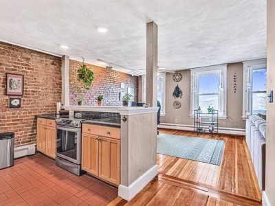 25 South St APT 4