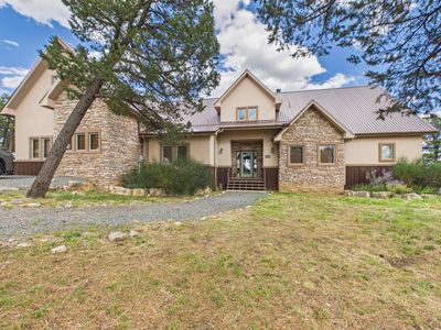 111 Avalon Ct