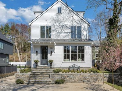 159 Lake Ave