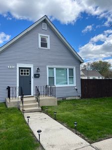 111 E 34th St