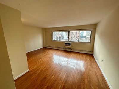 2101 Chestnut St APT 914