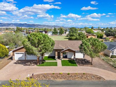 3625 N Valley View Dr