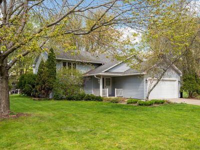 4414 Urbandale Ct N