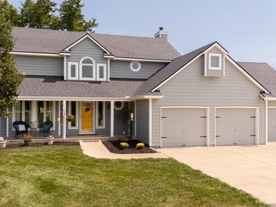 1210 E 2142nd Rd