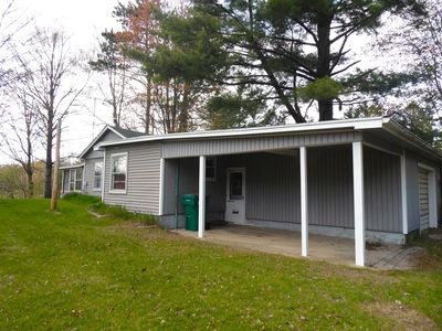 103 Lakeview Dr