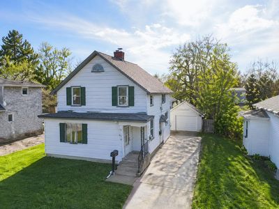 716 De Pere St