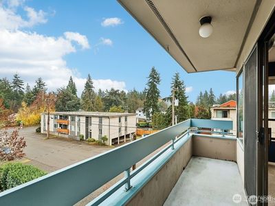 12300 33rd Avenue NE #402