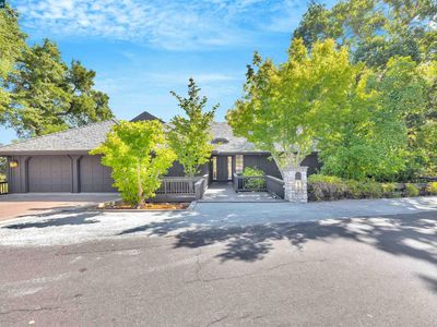 857 Las Trampas Rd