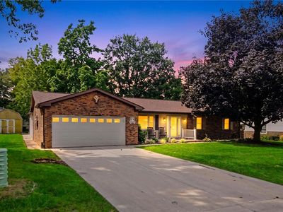 206 Cherokee Dr