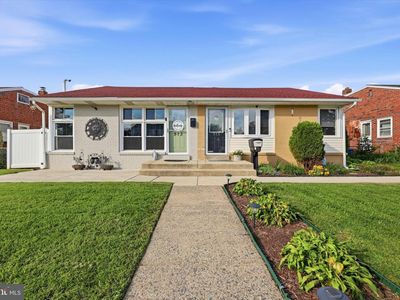 Property at 515 Hazel Ave, Folsom, PA