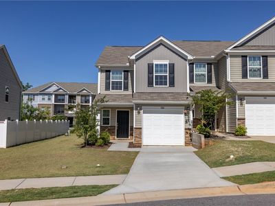520 Brasstown Ct