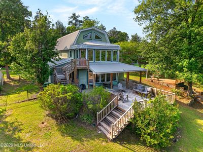 203 John Henry Lake Rd