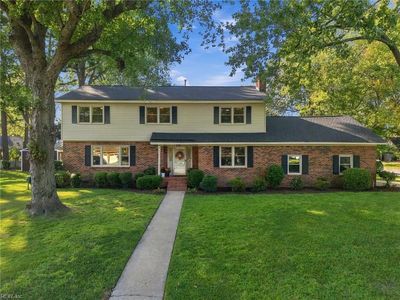 957 Edwin Dr