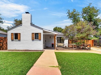 610 W Kansas Ave