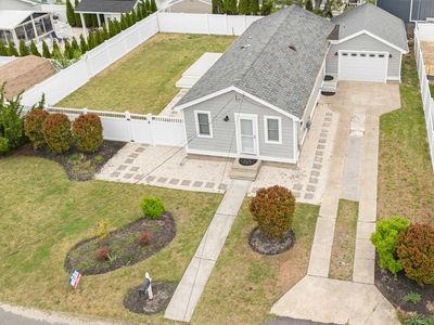 227 Spruce Ave