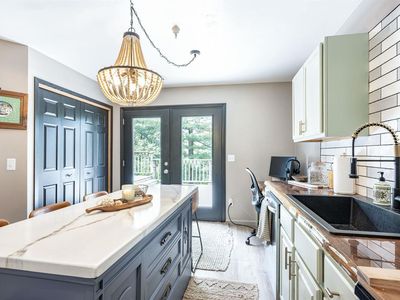 227 Canyon Road UNIT 3