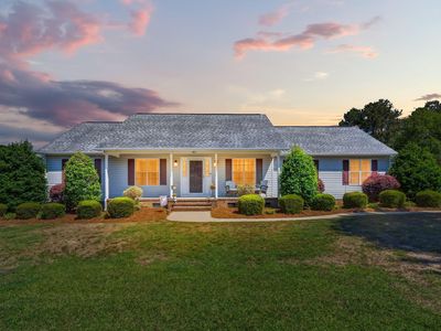 180 Fred McLeod Ln