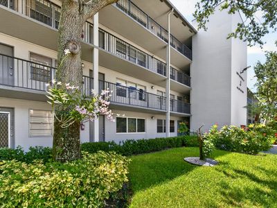 101 SW 132nd Way #215J