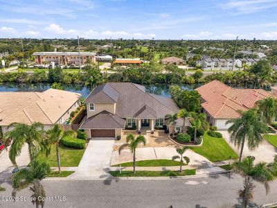 241 Waterside Dr