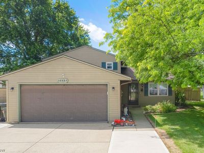 Property at 38667 Chestnut Ridge Rd, Elyria, OH