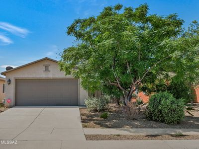 5082 E Kittentails Dr