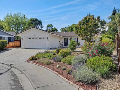 318 Almond Ct