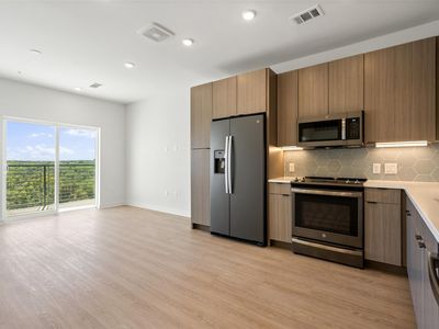 4802 S Congress Ave #403
