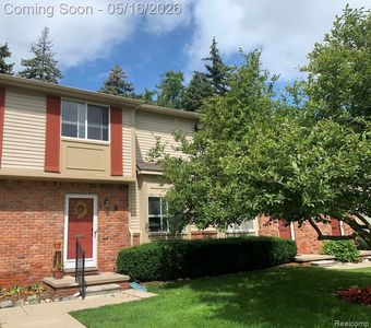 Property at 1813 Torquay Ave #7, Royal Oak, MI