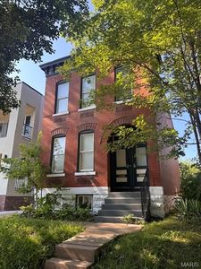 4202 Chouteau Ave