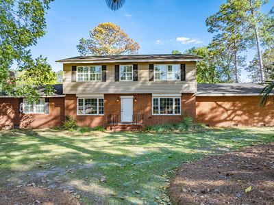 Property at 203 Lakeshore Dr, Moultrie, GA