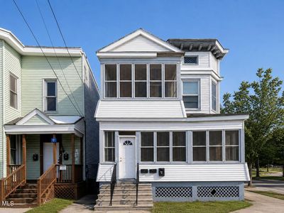 1 N Manning Boulevard