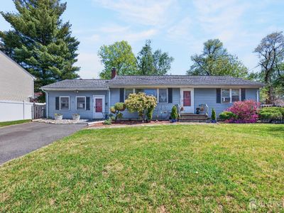 Property at 126 Jay Pl, Middlesex, NJ