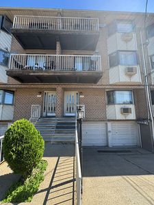 1095 E 72nd St #9