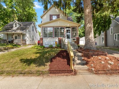 1318 Portland Ave NE