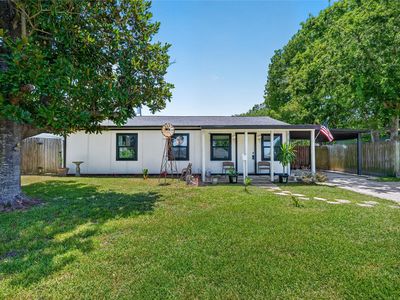 2110 Hillshire Dr