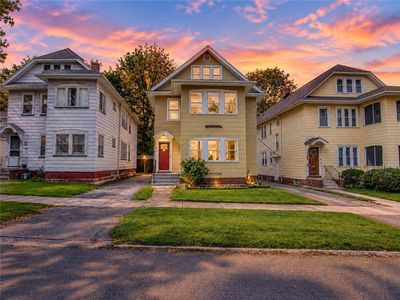 329 Field St