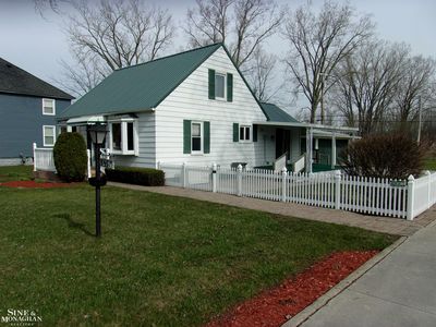 5536 Pointe Tremble Rd