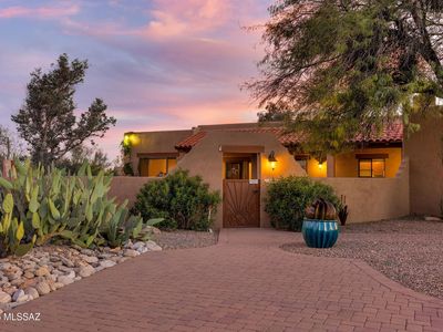 5716 N Camino Arturo