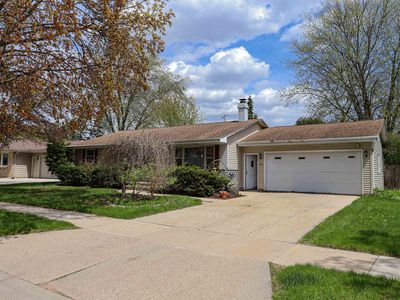 206 S Midpark Dr