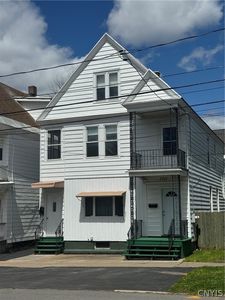 1311 Mary St