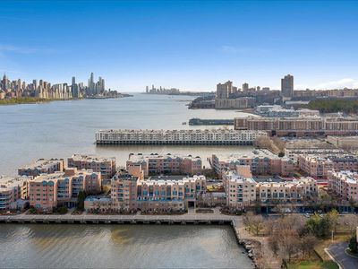 Property at 503 Hancock Ct Unit 503, Edgewater, NJ