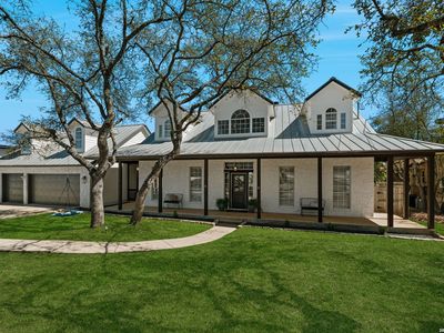 25814 Mount Carillon